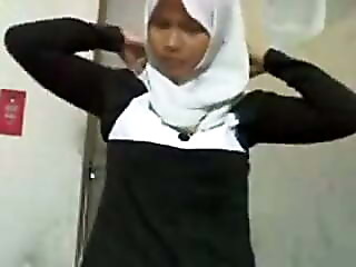 Malay- awek tudung hijab pprt part 2